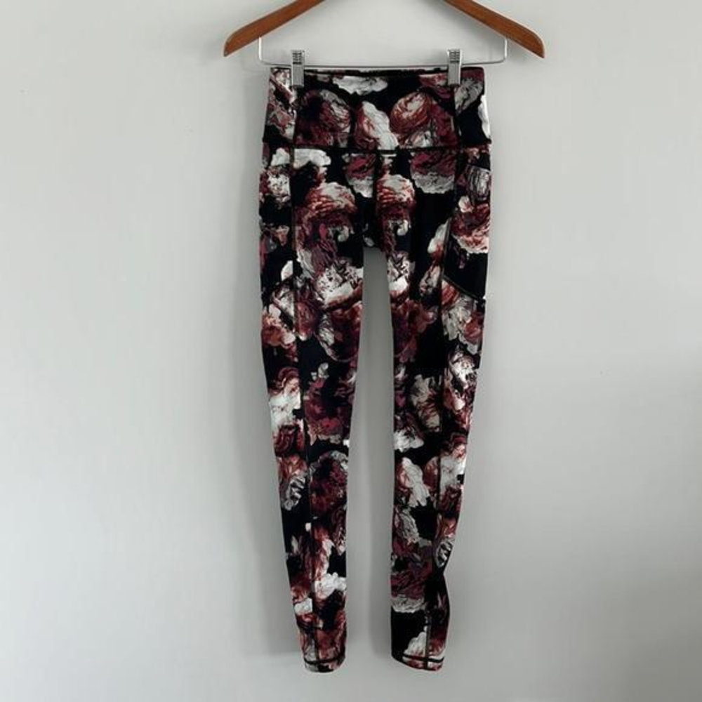 Victoria’s Secret sport floral leggings‎